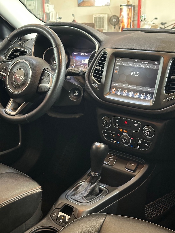 Jeep COMPASS LONGITUDE F 2020/2021 — foto 6