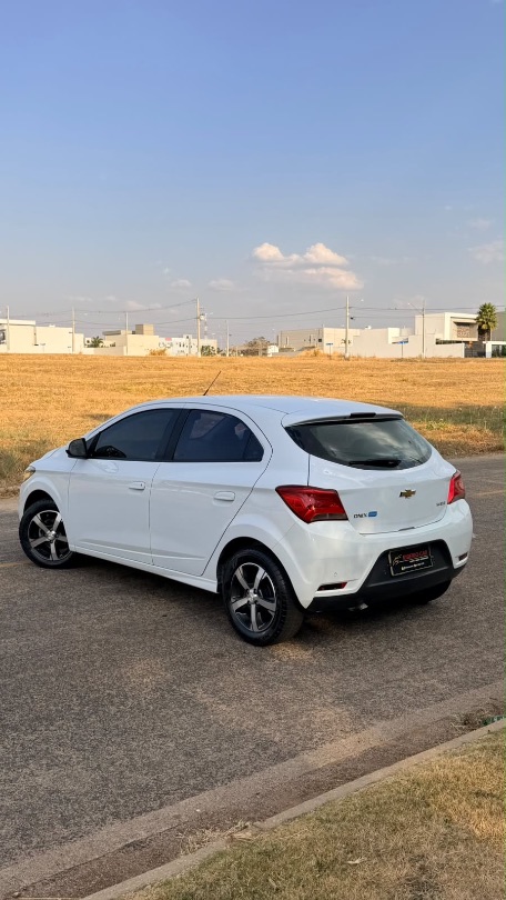 Chevrolet ONIX 1.4MT LTZ 2018/2018 — foto 2