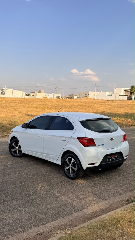 Chevrolet ONIX 1.4MT LTZ 2018/2018 — foto 3