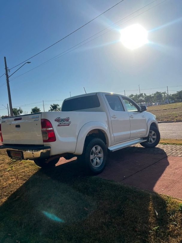 Toyota HILUX CD CD4X4 SRV 2012/2013 — foto 5