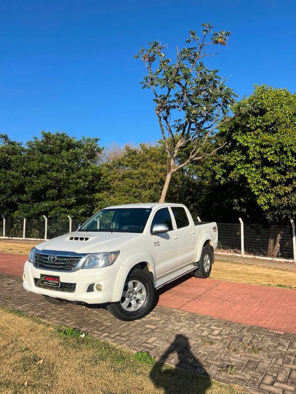Toyota HILUX CD CD4X4 SRV 2012/2013 — foto 3