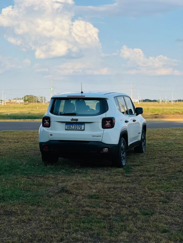 Jeep RENEGADE 2015/2016 — foto 4