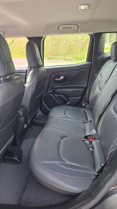 Jeep RENEGADE LGTD T270 2023/2024 — foto 7