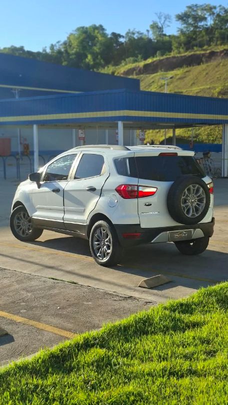 Ford ECOSPORT FREESTYLE 1.6 16V 4P FLEX 2012/2013 — foto 4