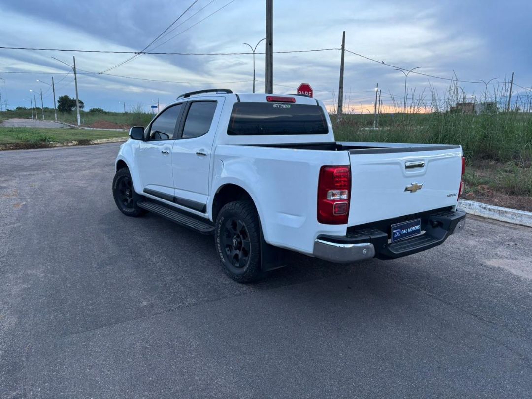 Chevrolet S10 LTZ FD2 2013/2014 — foto 2