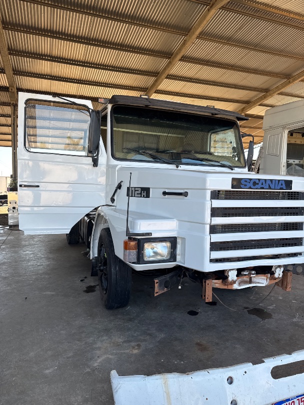 SCANIA T112 H 4X2 1985