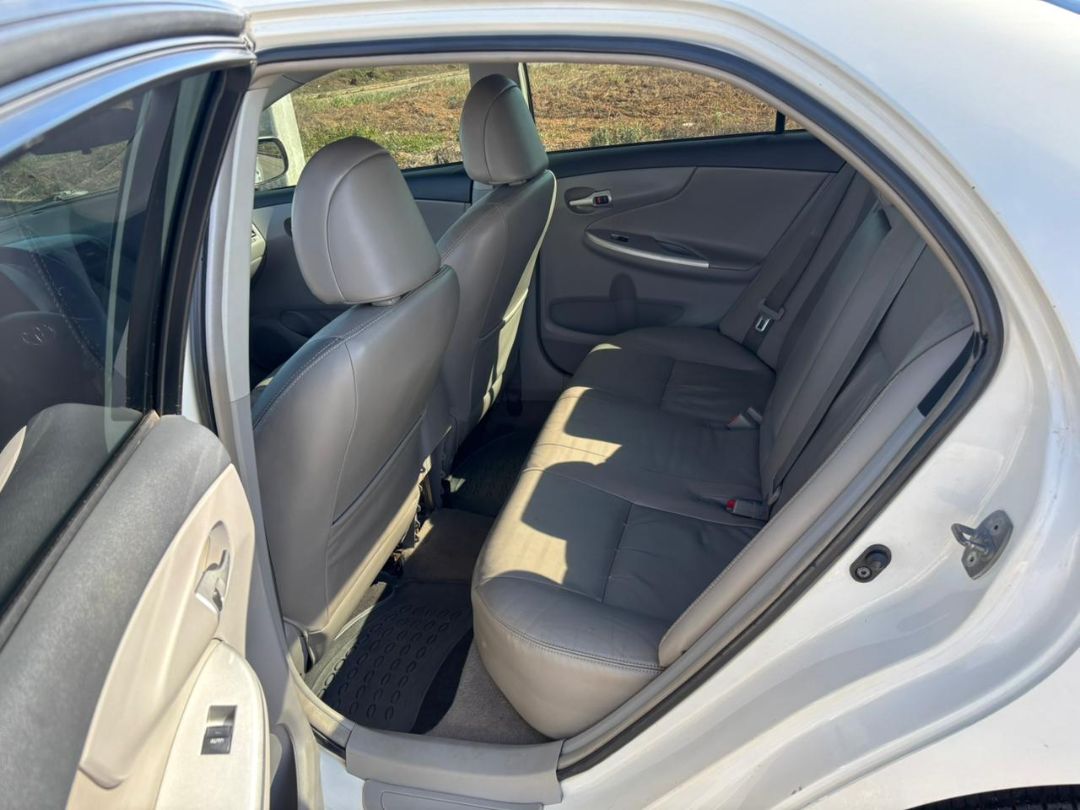 Toyota COROLLA 2012/2013 — foto 6